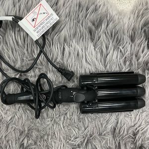 BOMBAY Hair Tamanna Hair Waver